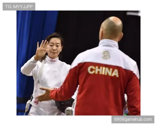 孙一文家里那个剑架，比我家衣柜还贵