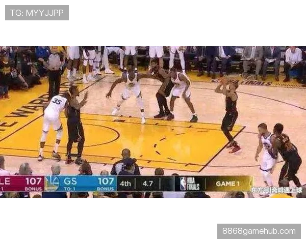 拉人犯规的判罚标准：何时构成可判直接任意球的犯规行为